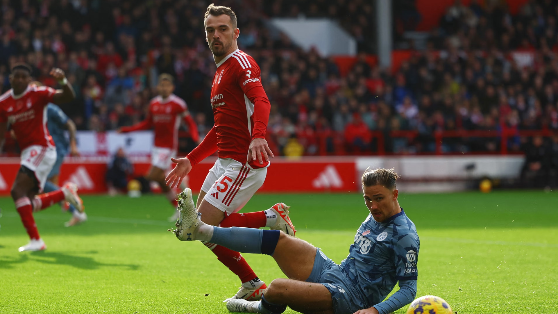 Nottingham Forest 2